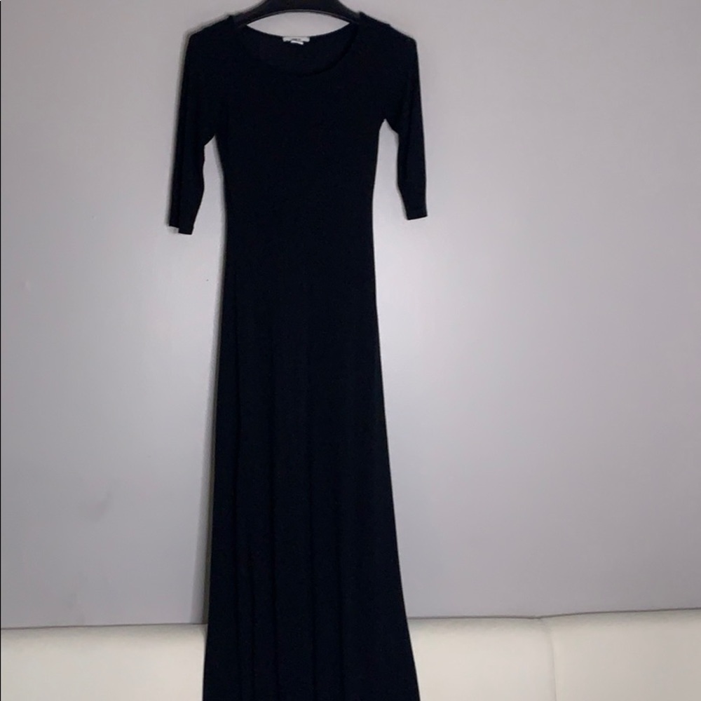 Macy’s bar III Black Fitted 3/4 sleeve basic stretch maxi dress